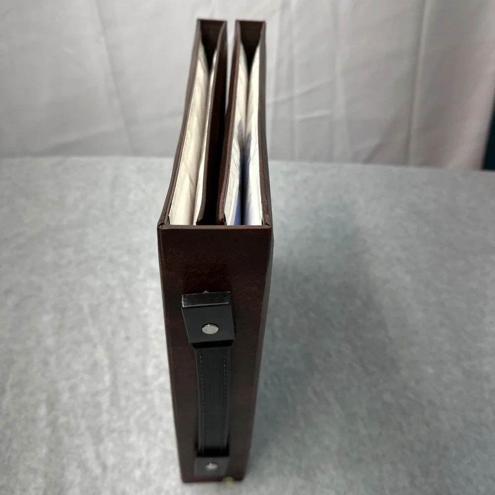 Photo Case 400 Photo Folding Case‎ Holds 400 With Handle In Box Not Used